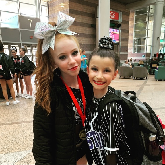 Meet your Posher, Lily - Picture 2 of 2